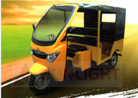 大人の新しい設計慰めドライブのための黄色いBajaj 3の車輪のTuk Tuk Passagerの三輪車の人力車 サプライヤー